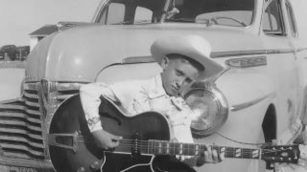 PÅ RETT VEI: I begynnelsen het han Little Doug Sahm og var på scenen med Hank Williams i 1952. Foto: Sahm Family Archives PÅ RETT VEI: I begynnelsen het han Little Doug Sahm og var på scenen med Hank Williams i 1952. Foto: Sahm Family Archives