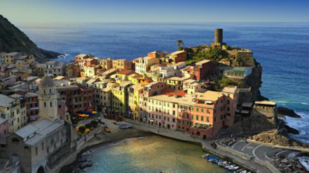 UNESCO-VERNET: Cinque Terre er et Unesco-vernet område bestående av fem fiskerlandsbyer i Genovabukta, i Liguria på Italias vestkyst. Foto: BJØRN JØRGENSEN / SAMFOTO / NTB SCANPIX UNESCO-VERNET: Cinque Terre er et Unesco-vernet område bestående av fem fiskerlandsbyer i Genovabukta, i Liguria på Italias vestkyst. Foto: BJØRN JØRGENSEN / SAMFOTO / NTB SCANPIX