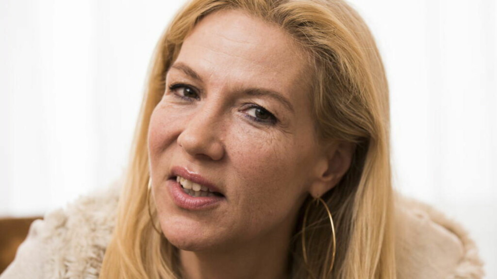 BENGTZONS SISTE SAK: Liza Marklund er ute med det som blir sagt å være den siste kriminalromanen i serien om gravejournalist Annika Bengtzon. Foto: Lars Eivind Bones / Dagbladet BENGTZONS SISTE SAK: Liza Marklund er ute med det som blir sagt å være den siste kriminalromanen i serien om gravejournalist Annika Bengtzon. Foto: Lars Eivind Bones / Dagbladet