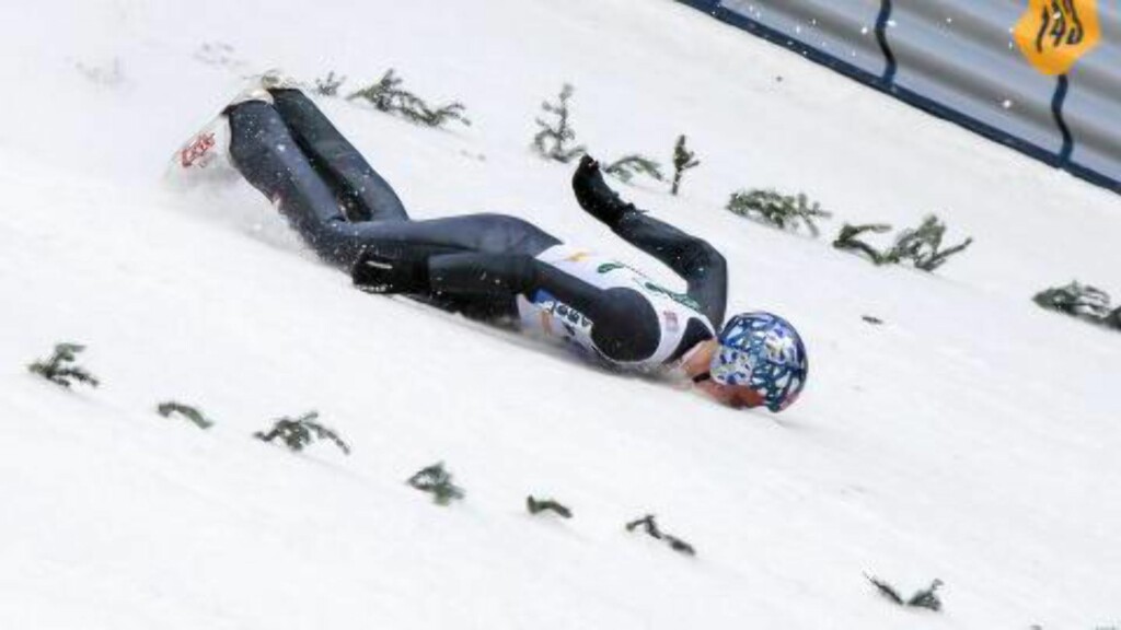 SKRAPET OPP: Thomas Morgenstern opplevde alle hopperes mareritt da han falt stygt i bakken hvor det er VM i skiflygning i helga. Foto: EPA/EXPA/ ERICH AUER SKRAPET OPP: Thomas Morgenstern opplevde alle hopperes mareritt da han falt stygt i bakken hvor det er VM i skiflygning i helga. Foto: EPA/EXPA/ ERICH AUER