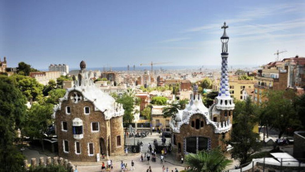 BARCELONA: På billigsalg i januar. Se arkitekten Antoni Gaudís mesterverker.her Parque Guell. Foto: THOMAS RASMUS SKAUG BARCELONA: På billigsalg i januar. Se arkitekten Antoni Gaudís mesterverker.her Parque Guell. Foto: THOMAS RASMUS SKAUG