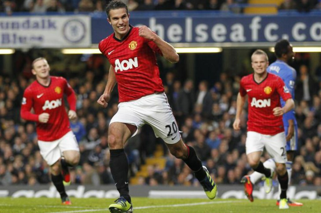 FLOTT SCORING: Robin Van Persie jubler etter å ha scoret 2-0-målet til Manchester United. Foto: NTB Scanpix FLOTT SCORING: Robin Van Persie jubler etter å ha scoret 2-0-målet til Manchester United. Foto: NTB Scanpix