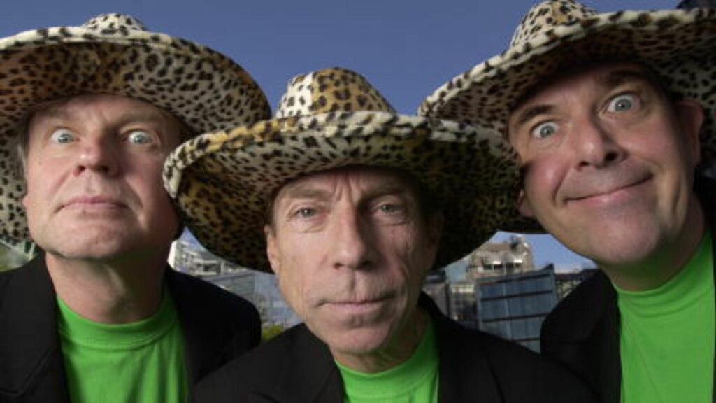 PRIMA VERA:
Jahn Teigen er godt kjent fra humorgruppa Prima Vera, som han utgjorde sammen med Herodes Falsk og Tom Mathisen. PRIMA VERA:
Jahn Teigen er godt kjent fra humorgruppa Prima Vera, som han utgjorde sammen med Herodes Falsk og Tom Mathisen.