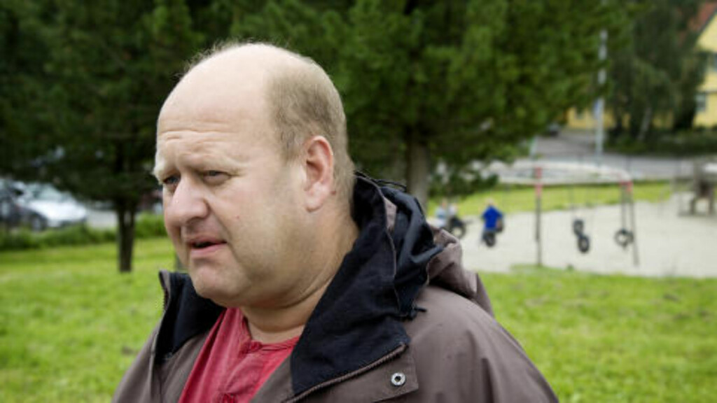 MISTET SØNNEN: Roy Schjetne er onkel til den savnede 16-åringen Sigrid Giskegjerde Schjetne. Nå gjør han alt han kan for å hjelpe broren gjennom den tunge tiden. Foto: Erling Slyngstad Hægeland / Dagbladet MISTET SØNNEN: Roy Schjetne er onkel til den savnede 16-åringen Sigrid Giskegjerde Schjetne. Nå gjør han alt han kan for å hjelpe broren gjennom den tunge tiden. Foto: Erling Slyngstad Hægeland / Dagbladet