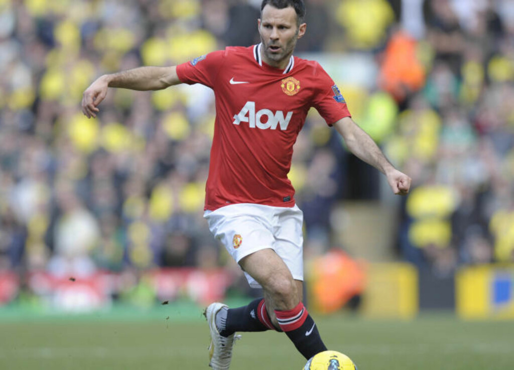 GAMMEL OG GOD: Ryan Giggs reddet United på overtid. Foto: AFP PHOTO/Olly Greenwood GAMMEL OG GOD: Ryan Giggs reddet United på overtid. Foto: AFP PHOTO/Olly Greenwood