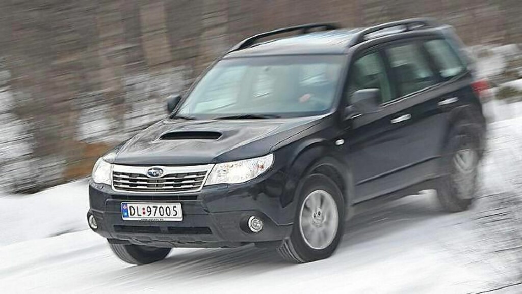 FIREHJULSTREKK: Er du opptatt av best mulig firehjulstrekk, peker Subaru Forester seg ut som en klar kandidat i brukt-markedet. Foto: Egil Nordlien, HM Foto FIREHJULSTREKK: Er du opptatt av best mulig firehjulstrekk, peker Subaru Forester seg ut som en klar kandidat i brukt-markedet. Foto: Egil Nordlien, HM Foto