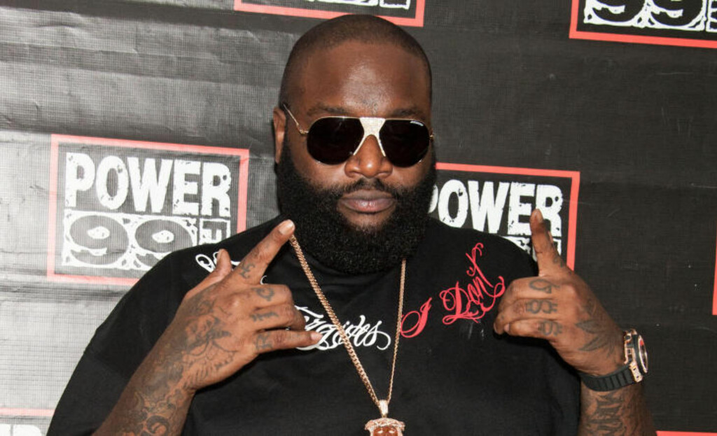 UNNSLAPP: Både Rick Ross og kjæresten unnslapp uten skader. Foto: Stella Pictures UNNSLAPP: Både Rick Ross og kjæresten unnslapp uten skader. Foto: Stella Pictures