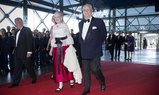 Prins Henrik går av med pensjon