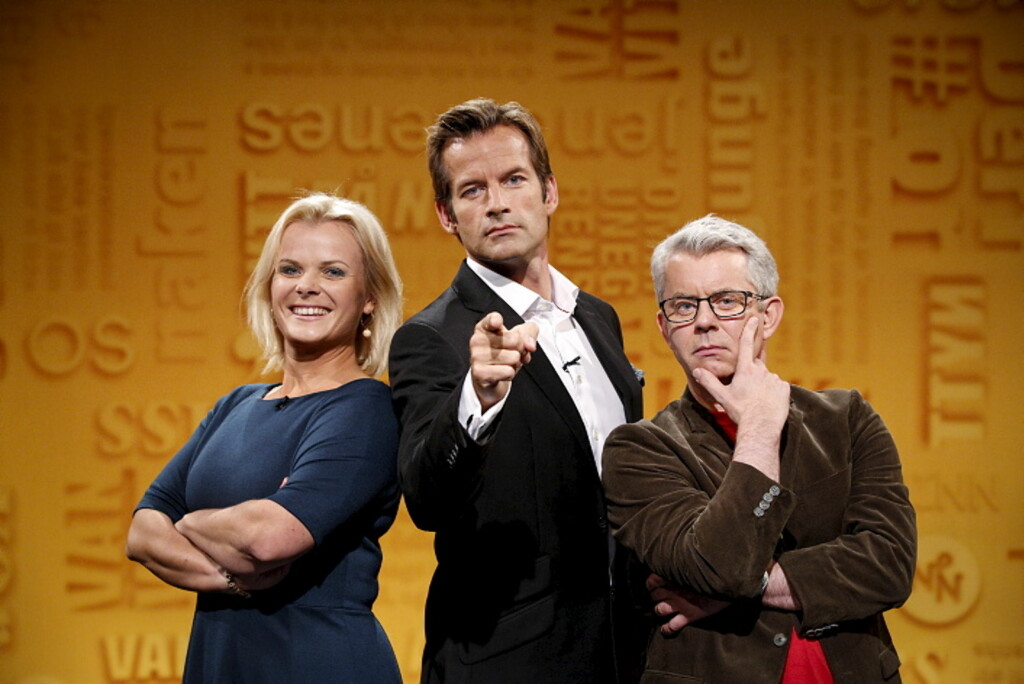 Ingrid Gjessing Linhave, Jon Almaas og Knut Nærum i studio. Foto: Anne Liv Ekroll, NRK Ingrid Gjessing Linhave, Jon Almaas og Knut Nærum i studio. Foto: Anne Liv Ekroll, NRK