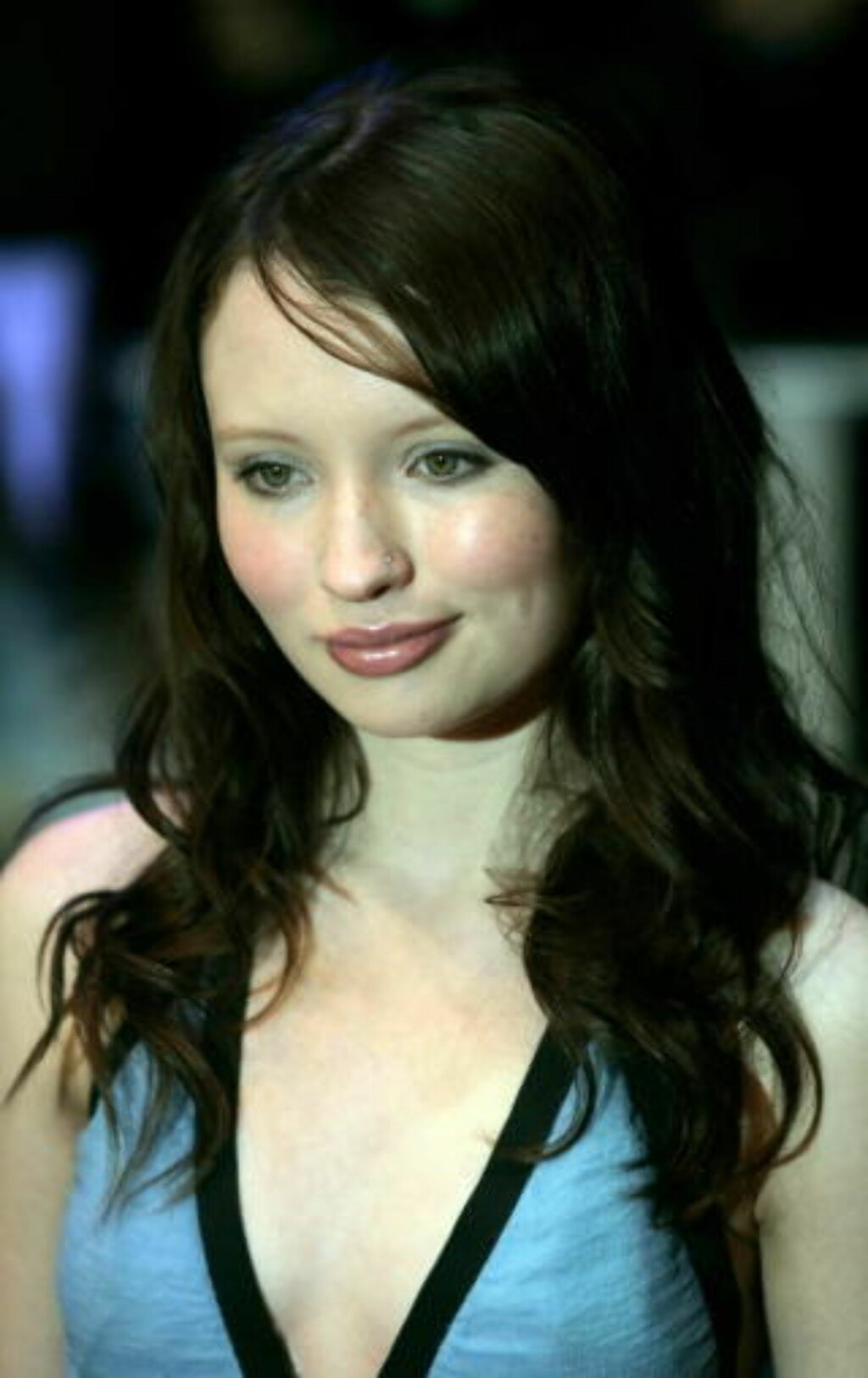 KAN BLI SALANDER: Emily Brownng er mest kjent fra barnefilmen «Lemony Snicket's A series of unfortunate events». Her er hun på premieren i 2004. Foto: SCANPIX /REUTERS/Matt Dunham KAN BLI SALANDER: Emily Brownng er mest kjent fra barnefilmen «Lemony Snicket's A series of unfortunate events». Her er hun på premieren i 2004. Foto: SCANPIX /REUTERS/Matt Dunham