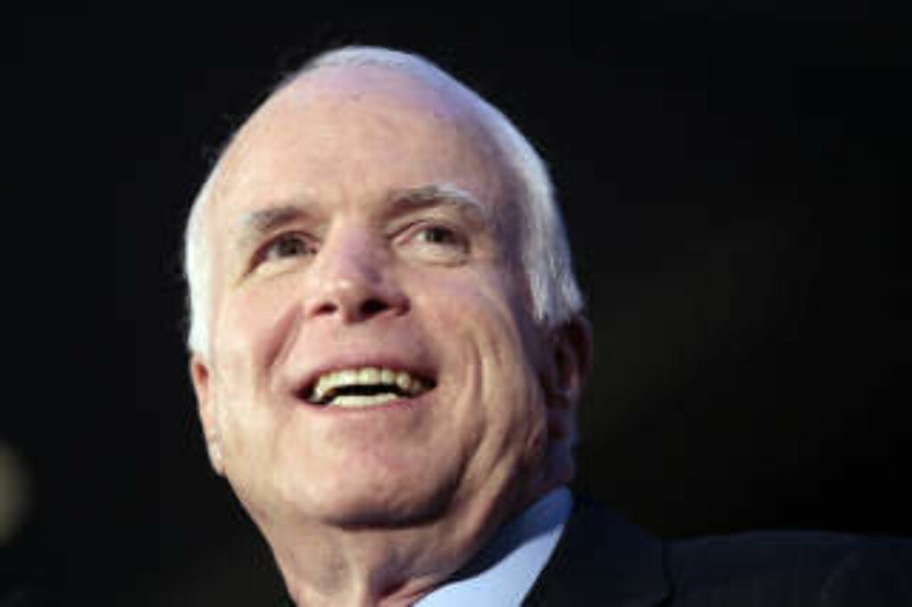 VIL IKKE KOMMENTERE: Senator John McCain har så langt ikke ønsket å kommentere søksmålet fra sin påståtte elskerinne. FOTO: Dave Martin/Getty Images/AFP/SCANPIX VIL IKKE KOMMENTERE: Senator John McCain har så langt ikke ønsket å kommentere søksmålet fra sin påståtte elskerinne. FOTO: Dave Martin/Getty Images/AFP/SCANPIX