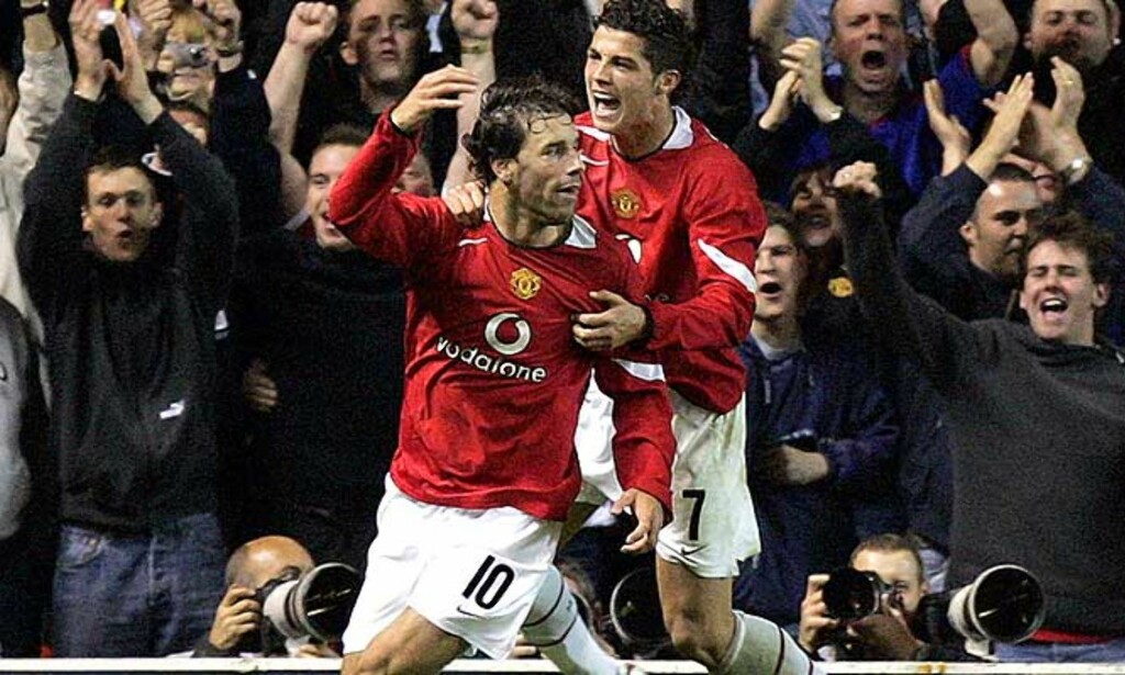 GODE VENNER?: Det er en kjent sak at Ruud van Nistelrooy og Ronaldo har barket sammen tidligere. Nå skal de ha gjort det igjen. Foto: AP GODE VENNER?: Det er en kjent sak at Ruud van Nistelrooy og Ronaldo har barket sammen tidligere. Nå skal de ha gjort det igjen. Foto: AP