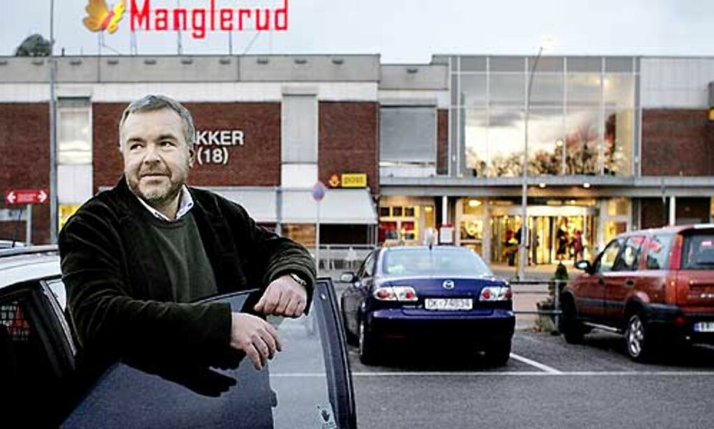 Ståle fikk p-bot mens han løste billett Ståle fikk p-bot mens han løste billett