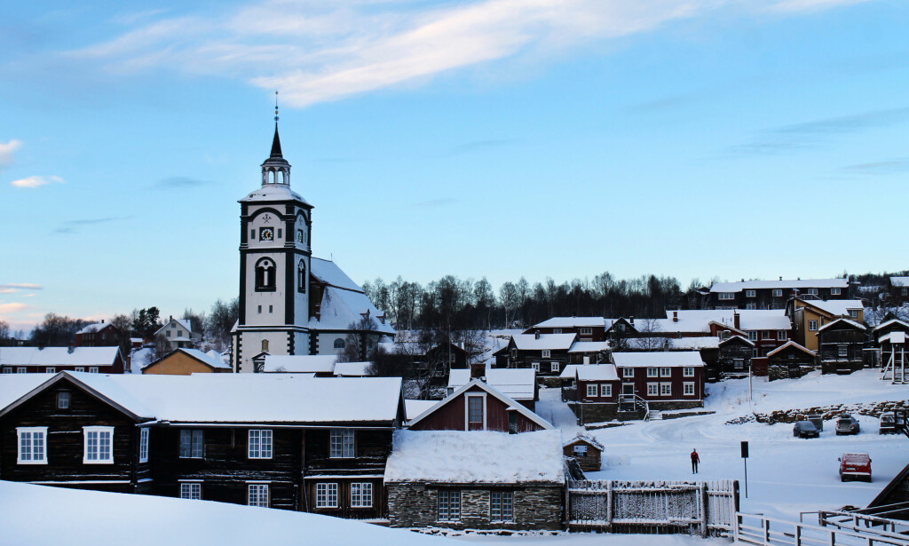VAKRE RØROS: Den lille, sjarmerende byen på fjellet er kanskje mest kjent for sin gruvehistorie, plass på UNESCOs verdensarvliste og unike trehusbebyggelse. Foto: Ida Anett Danielsen / Magasinet Reiselyst VAKRE RØROS: Den lille, sjarmerende byen på fjellet er kanskje mest kjent for sin gruvehistorie, plass på UNESCOs verdensarvliste og unike trehusbebyggelse. Foto: Ida Anett Danielsen / Magasinet Reiselyst