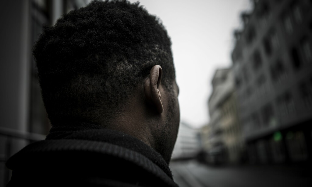 BLIR IKKE TRODD: I to og et halvt år har Fredrick forsøkt å overbevise norske myndigheter om at han er homofil, og derfor har krav på asyl. Foto: Christian Roth Christensen / Dagbladet BLIR IKKE TRODD: I to og et halvt år har Fredrick forsøkt å overbevise norske myndigheter om at han er homofil, og derfor har krav på asyl. Foto: Christian Roth Christensen / Dagbladet