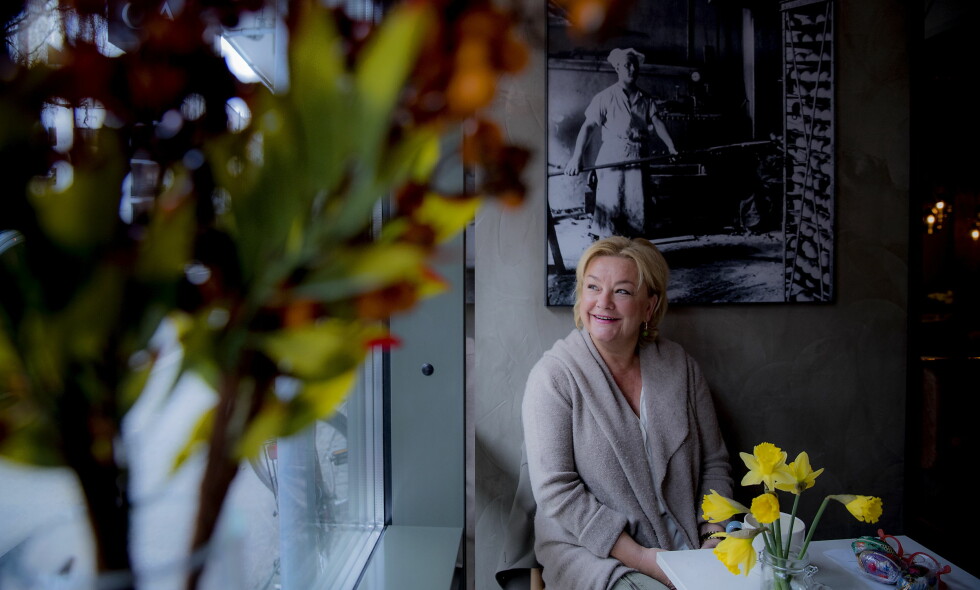 EN NY BEGYNNELSE: Skuespilleren Anette Hoff elsker påsken og er glad for at beskjeden om at Hotel Cæsar legges ned kom akkurat nå: - Påsken representerer en ny begynnelse. Mentalt sett passer det bra for meg nå. Foto: Bjørn Langsem / Dagbladet EN NY BEGYNNELSE: Skuespilleren Anette Hoff elsker påsken og er glad for at beskjeden om at Hotel Cæsar legges ned kom akkurat nå: - Påsken representerer en ny begynnelse. Mentalt sett passer det bra for meg nå. Foto: Bjørn Langsem / Dagbladet