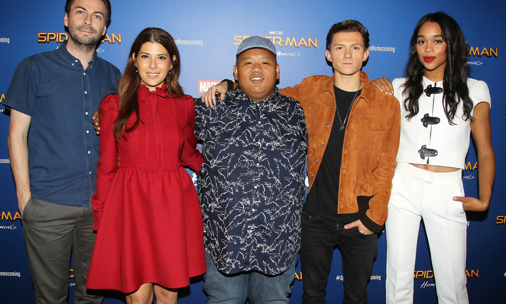 EKTE STJERNER: Blant de ekte stjernene under premieren var skuespillerne Jon Watts (fra venstre), Marisa Tomei, Jacob Batalon, Tom Holland og Laura Harrier. Foto: Dave Allocca/Starpix/REX/Shutterstock / NTB Scanpix EKTE STJERNER: Blant de ekte stjernene under premieren var skuespillerne Jon Watts (fra venstre), Marisa Tomei, Jacob Batalon, Tom Holland og Laura Harrier. Foto: Dave Allocca/Starpix/REX/Shutterstock / NTB Scanpix