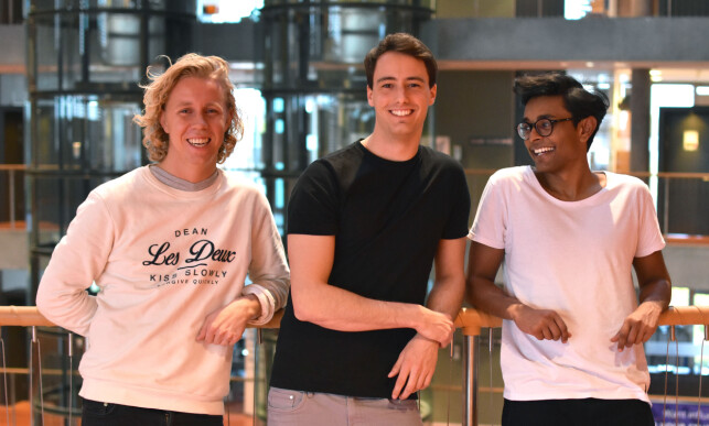 GRÜNDERNE: Studiekameratene som oppfant Hold-appen, fra venstre Maths Mathisen (26) fra Oslo, Florian Winder (28) fra Bregenz i Østerrike og Vinoth Vinaya (26) fra Drammen. Foto: Hold GRÜNDERNE: Studiekameratene som oppfant Hold-appen, fra venstre Maths Mathisen (26) fra Oslo, Florian Winder (28) fra Bregenz i Østerrike og Vinoth Vinaya (26) fra Drammen. Foto: Hold