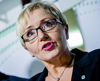 KRASS KRITIKK: Stortingspolitiker Liv Signe Navarsete (Sp) har selv reist til Iran og er svært kritisk til Sandbergs handlemåte. Foto: Stian Lysberg Solum / NTB scanpix KRASS KRITIKK: Stortingspolitiker Liv Signe Navarsete (Sp) har selv reist til Iran og er svært kritisk til Sandbergs handlemåte. Foto: Stian Lysberg Solum / NTB scanpix