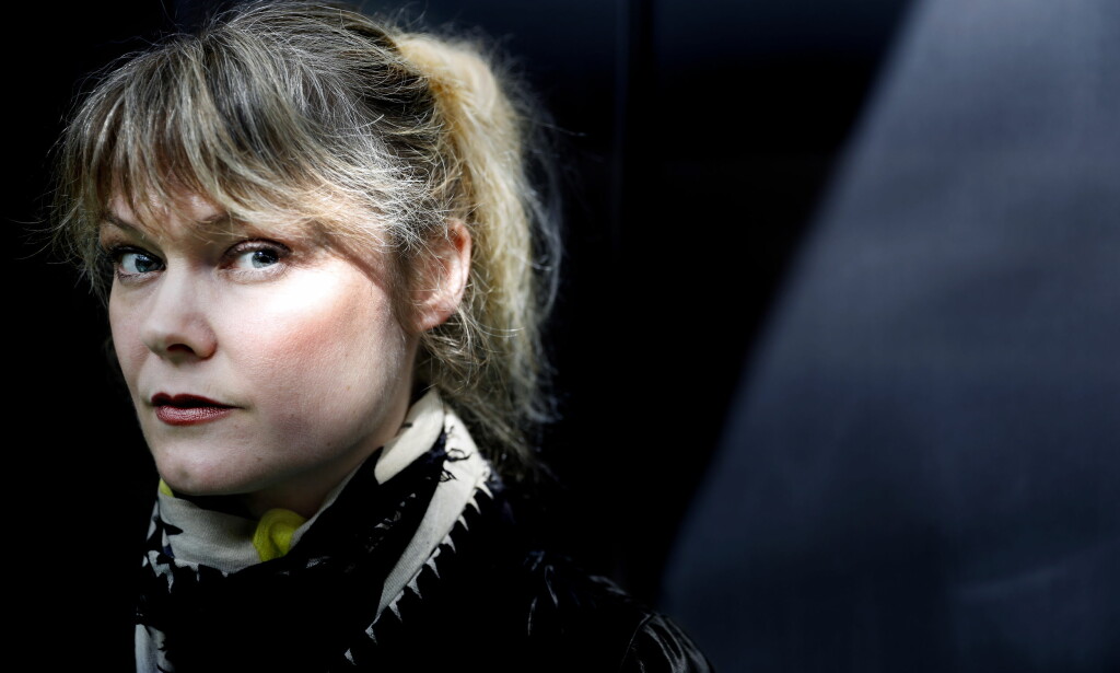Lang pause: Anja Garbarek samarbeider med Jo Strømgren Kompani om forestilling «The Road Is Just a Surface» på DNS under Festspillene i Bergen 24. og 25. mai. Foto: Kristin Svorte Lang pause: Anja Garbarek samarbeider med Jo Strømgren Kompani om forestilling «The Road Is Just a Surface» på DNS under Festspillene i Bergen 24. og 25. mai. Foto: Kristin Svorte