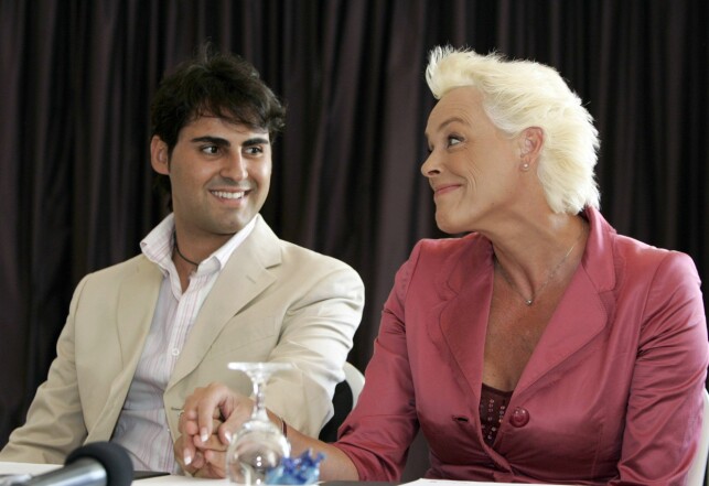 Modell Brigitte Nielsen (54) viser fram babymagen Modell Brigitte Nielsen (54) viser fram babymagen