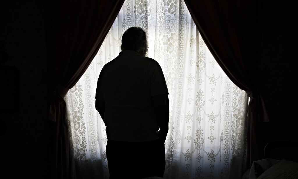 PÅRØRENDE: Mannen er fortvilet over konas situasjon, og etterlyser et bedre tilbud. Foto: Jørn H Moen / Dagbladet PÅRØRENDE: Mannen er fortvilet over konas situasjon, og etterlyser et bedre tilbud. Foto: Jørn H Moen / Dagbladet
