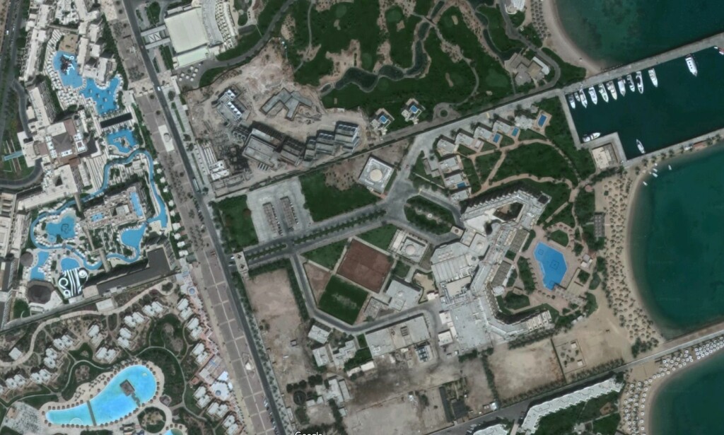 LUKSUSHOTELL: Selskapet Thomas Cook har bestemt seg for å evakuere gjestene sine fra luksushotellet Steigenberger Aqua Magic, etter ekteparets dødsfall. Foto: Google Maps LUKSUSHOTELL: Selskapet Thomas Cook har bestemt seg for å evakuere gjestene sine fra luksushotellet Steigenberger Aqua Magic, etter ekteparets dødsfall. Foto: Google Maps