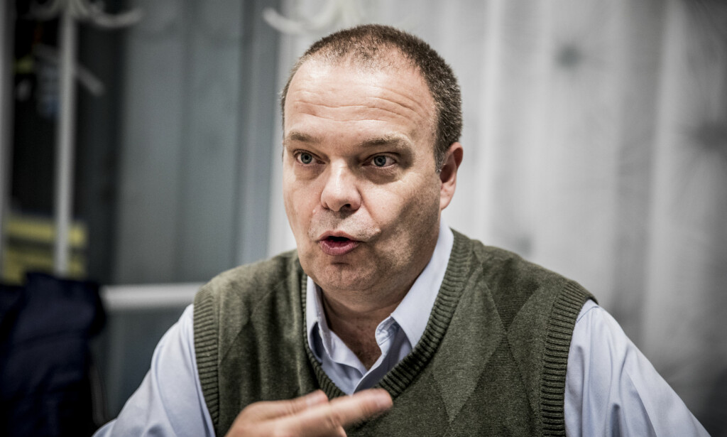KAMPER KAN GI KRISE: Den nye regjeringen kan måtte gå av om kort tid, ifølge Sven-Otto Littorin. Foto: Christian Roth Christensen / Dagbladet KAMPER KAN GI KRISE: Den nye regjeringen kan måtte gå av om kort tid, ifølge Sven-Otto Littorin. Foto: Christian Roth Christensen / Dagbladet