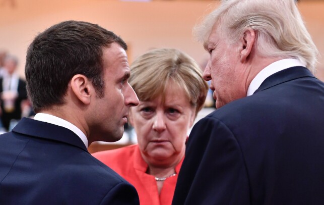 PRESSER PÅ: Denne trioen, Emmanuel Macron, Angela Merkel og Donald Trump, har alle uttalt at de ønsker en oppklaring på hvordan Jamal Khashoggi forsvant. FOTO: John Macdougall / AFP / NTB Scanpix PRESSER PÅ: Denne trioen, Emmanuel Macron, Angela Merkel og Donald Trump, har alle uttalt at de ønsker en oppklaring på hvordan Jamal Khashoggi forsvant. FOTO: John Macdougall / AFP / NTB Scanpix