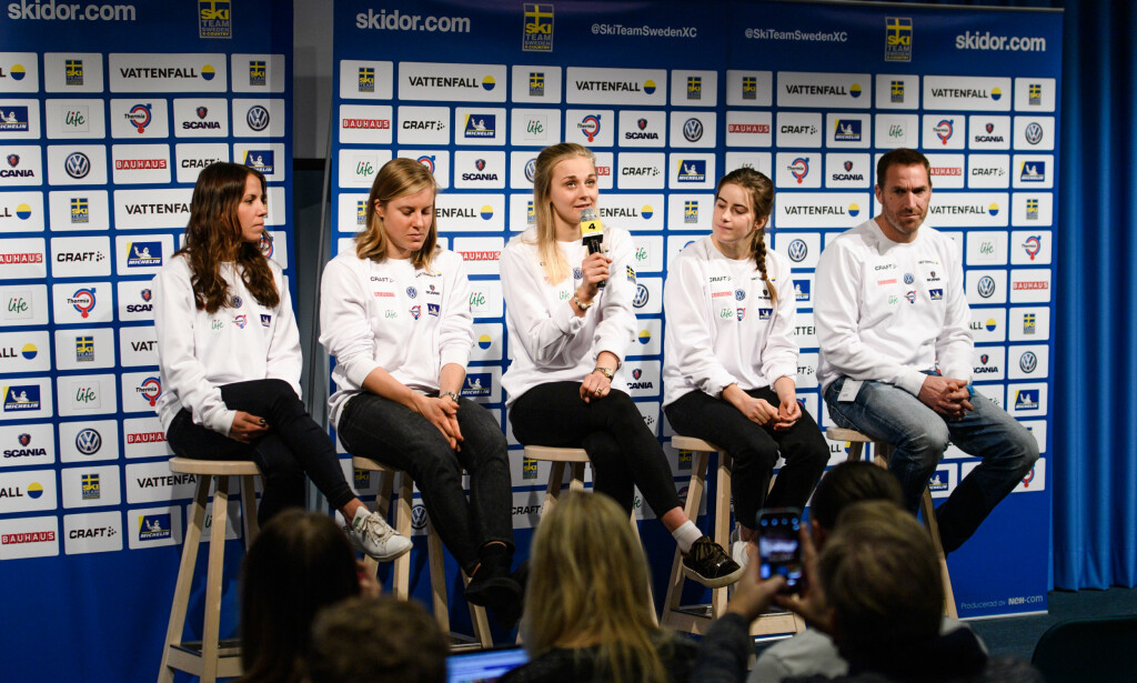 SAMLET: Charlotte Kalla (f.v.) er tilbake på lag med Hanna Falk, Stina Nilsson og Ebba Andersson med Magnus Ingesson som trener. Foto: Simon Hastegård/Bildbyrån SAMLET: Charlotte Kalla (f.v.) er tilbake på lag med Hanna Falk, Stina Nilsson og Ebba Andersson med Magnus Ingesson som trener. Foto: Simon Hastegård/Bildbyrån