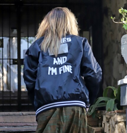 TYDELIG BUDSKAP: Paris Jackson var ikledd denne jakka lørdag. Foto: NTB Scanpix TYDELIG BUDSKAP: Paris Jackson var ikledd denne jakka lørdag. Foto: NTB Scanpix