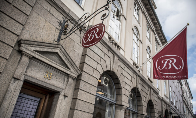AUKSJON: Tirsdag var startskuddet for auksjonen av prins Henriks kunstsamling hos auksjonshuset Bruun Rasmussen. Foto: NTB Scanpix AUKSJON: Tirsdag var startskuddet for auksjonen av prins Henriks kunstsamling hos auksjonshuset Bruun Rasmussen. Foto: NTB Scanpix