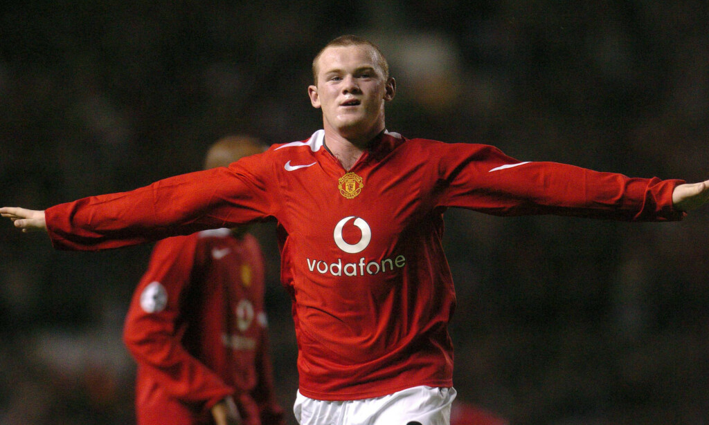 LIKE BAK ROONEY: Slik så Wayne Rooney ut da han leverte en tilsvarende bragd som Erling Braut Haaland - bare enda litt yngre - da det engelske vidunderbarnet scoret tre mål i Champions League-debuten mot Fenerbahce 18 år og 340 dager. Foto: NTB Sanpic LIKE BAK ROONEY: Slik så Wayne Rooney ut da han leverte en tilsvarende bragd som Erling Braut Haaland - bare enda litt yngre - da det engelske vidunderbarnet scoret tre mål i Champions League-debuten mot Fenerbahce 18 år og 340 dager. Foto: NTB Sanpic