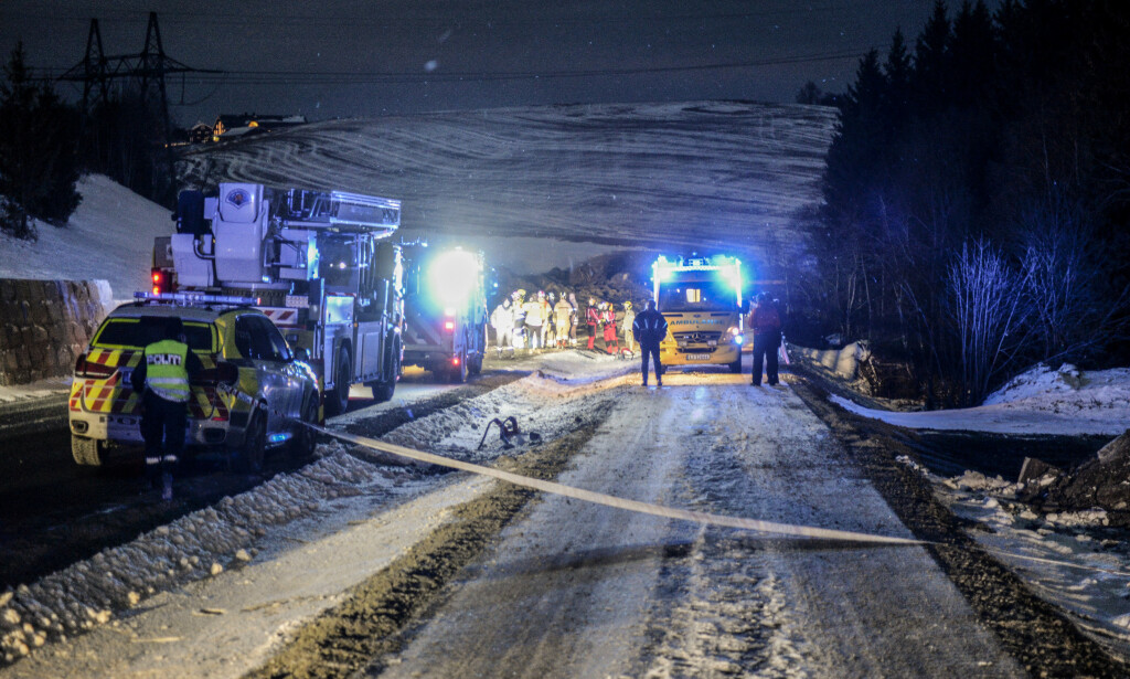 Katastrofealarm: Nødetatene på stedet etter at raset gikk den 10. november 2016. Foto: Remi Presttun / NTB Scanpix Katastrofealarm: Nødetatene på stedet etter at raset gikk den 10. november 2016. Foto: Remi Presttun / NTB Scanpix