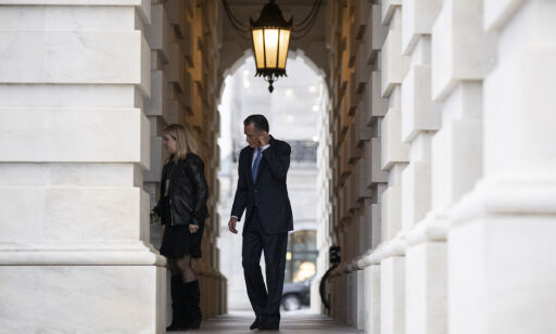 image: - Romney må ut i hundehuset