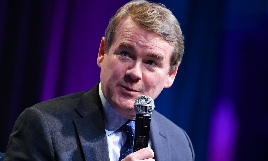 TREKKER SEG: Senator Michael Bennet. Foto: MANDEL NGAN / AFP TREKKER SEG: Senator Michael Bennet. Foto: MANDEL NGAN / AFP
