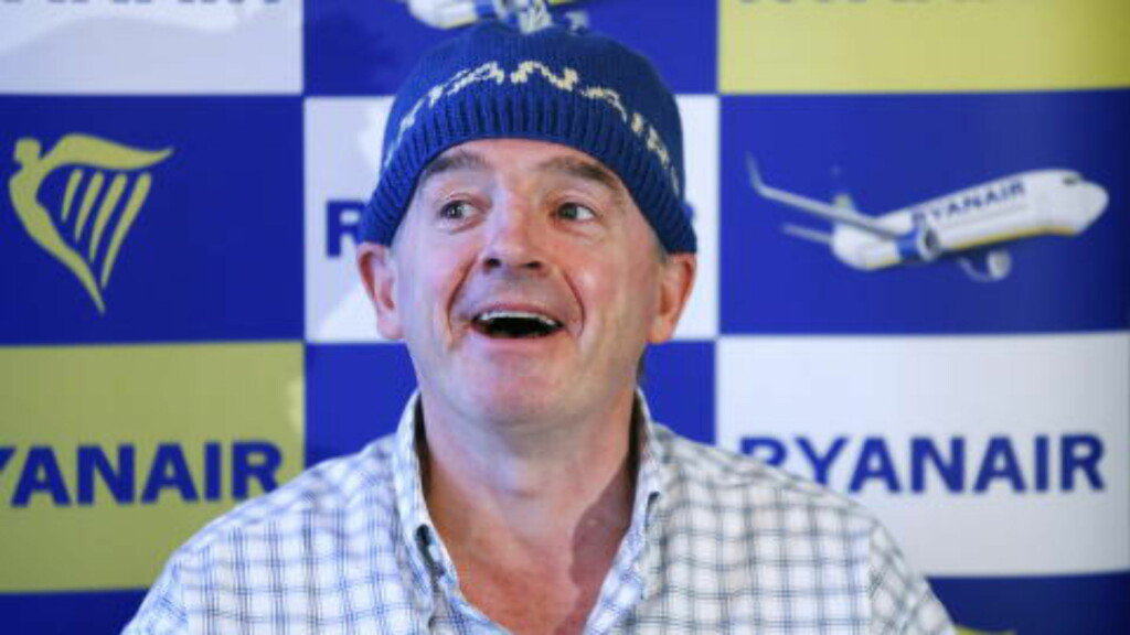 SA OPP AVTALEN: Flyselskapet Ryanair gjorde i februar alvor av trusselen om å si opp avtalen på Rygge lufthavn i Østfold på grunn av flyseteavgiften. Nå har styret valgt nedleggelse. Her er Ryanair-sjef Michael O'Leary avbildet på en pressekonferanse i 2013.
Foto: Erlend Aas / NTB scanpix SA OPP AVTALEN: Flyselskapet Ryanair gjorde i februar alvor av trusselen om å si opp avtalen på Rygge lufthavn i Østfold på grunn av flyseteavgiften. Nå har styret valgt nedleggelse. Her er Ryanair-sjef Michael O'Leary avbildet på en pressekonferanse i 2013.
Foto: Erlend Aas / NTB scanpix