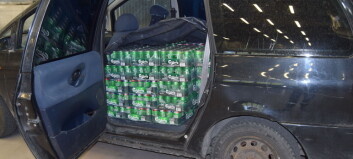 Utenlandsk sjåfør stanset med 815 liter øl, 60 liter vin, 59 liter sprit - og 1,1 i promille Utenlandsk sjåfør stanset med 815 liter øl, 60 liter vin, 59 liter sprit - og 1,1 i promille