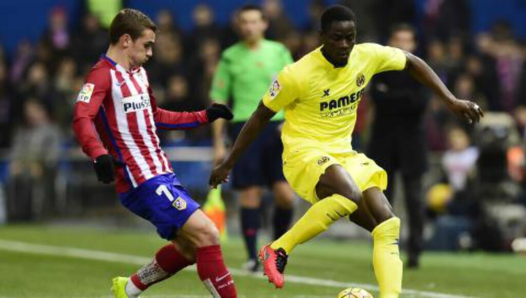 GOD MOTSTAND: Eric Bailly har målt krefter mot noen av verdens beste angripere, som Cristiano Ronaldo, Luis Suarez, Neymar, Lionel Messi og her Antoine Griezmann i spansk fotball denne sesongen. Foto: AFP / JAVIER SORIANO GOD MOTSTAND: Eric Bailly har målt krefter mot noen av verdens beste angripere, som Cristiano Ronaldo, Luis Suarez, Neymar, Lionel Messi og her Antoine Griezmann i spansk fotball denne sesongen. Foto: AFP / JAVIER SORIANO