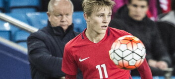 Høgmo tror ikke Ødegaard vil spille på nivå 3 neste sesong: - Det vil overraske meg Høgmo tror ikke Ødegaard vil spille på nivå 3 neste sesong: - Det vil overraske meg