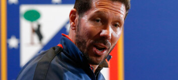 Simeone straffes: Forsøkte å stoppe kontring ved hjelp av ballgutt Simeone straffes: Forsøkte å stoppe kontring ved hjelp av ballgutt