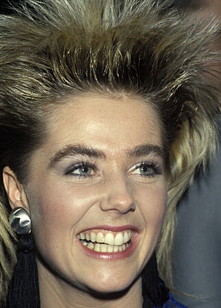 CLYNOL-KRAFT: Kate Gulbrandsen forteller at hemmeligheten bak den karakteristiske MGP-sveisen var hårspray og rettetang. Her avbildet under finalen i Oslo i 1987. Foto: Odd Steinar Tøllefsen / Scanpix CLYNOL-KRAFT: Kate Gulbrandsen forteller at hemmeligheten bak den karakteristiske MGP-sveisen var hårspray og rettetang. Her avbildet under finalen i Oslo i 1987. Foto: Odd Steinar Tøllefsen / Scanpix
