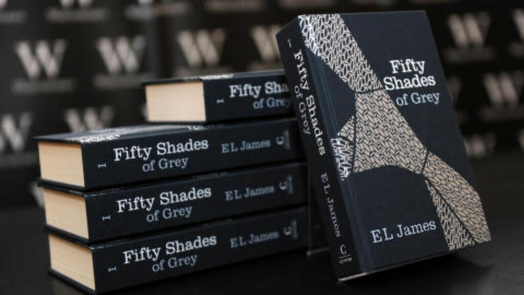 EROTISK SUKSESS: «50 shades»-bøkene til forftter E. L. James var en stor suksess. Eggen mener den nye kjøpefesten er inspirert av disse bøkene. Foto: NTB Scanpix EROTISK SUKSESS: «50 shades»-bøkene til forftter E. L. James var en stor suksess. Eggen mener den nye kjøpefesten er inspirert av disse bøkene. Foto: NTB Scanpix