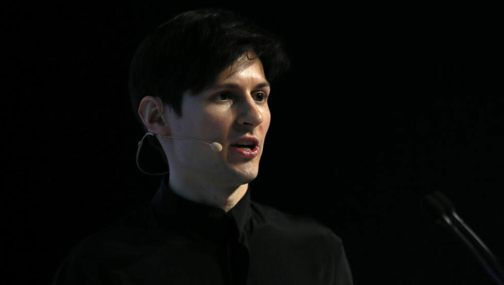 INNLEDER: Pavel Durov innleder Mobile World Congress i februar i år. Konferansen finner hvert år sted i Barcelona. Foto: REUTERS/Albert Gea INNLEDER: Pavel Durov innleder Mobile World Congress i februar i år. Konferansen finner hvert år sted i Barcelona. Foto: REUTERS/Albert Gea
