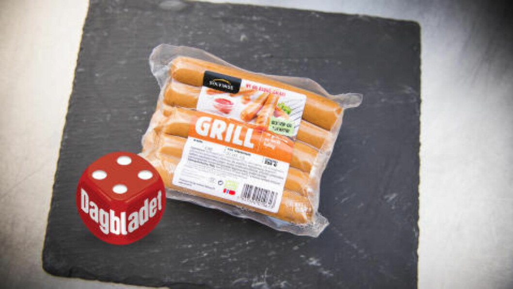 <strong>BESTE KYLLINGPØLSE:</strong> God konsistens, bra balanse i smaken og bra med fett. Får ikke toppscore men er et ok kjøp om du vil ha kyllingpølse, mener våre testere. Foto: ENDRE VELLENE <strong>BESTE KYLLINGPØLSE:</strong> God konsistens, bra balanse i smaken og bra med fett. Får ikke toppscore men er et ok kjøp om du vil ha kyllingpølse, mener våre testere. Foto: ENDRE VELLENE