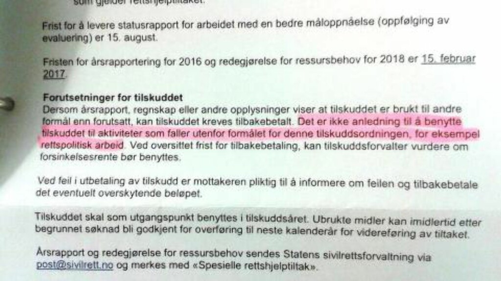 REAGERER: Det er teskten som er markert med rosa som får Juss-Buss og politikere til å reagere. Justisdepartementet sier de gjør hva de er forpliktet på vegne av skattebetalerne. Foto: Juss-Buss REAGERER: Det er teskten som er markert med rosa som får Juss-Buss og politikere til å reagere. Justisdepartementet sier de gjør hva de er forpliktet på vegne av skattebetalerne. Foto: Juss-Buss