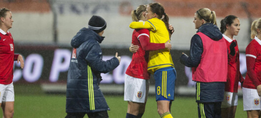 Roger Finjords jenter er skjøre. Nerver i det norske laget ble avslørt Roger Finjords jenter er skjøre. Nerver i det norske laget ble avslørt