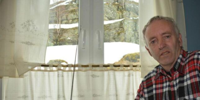 image: DAB-krigen: Neste år kan ikke Kåre Lundal lenger høre radio. Han er ikke alene