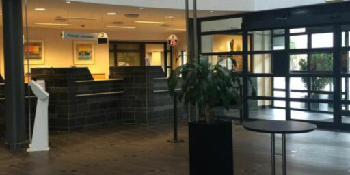 image: Politifolk får 25 000 i erstatning etter å ha blitt truet på jobb