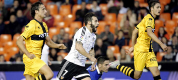 Negredo takket for tilliten da Neville tok første seier Negredo takket for tilliten da Neville tok første seier